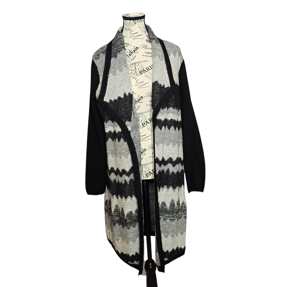 Laura Ashley Black and Gray Wool Cardigan Cozycore Lagenlook Medium